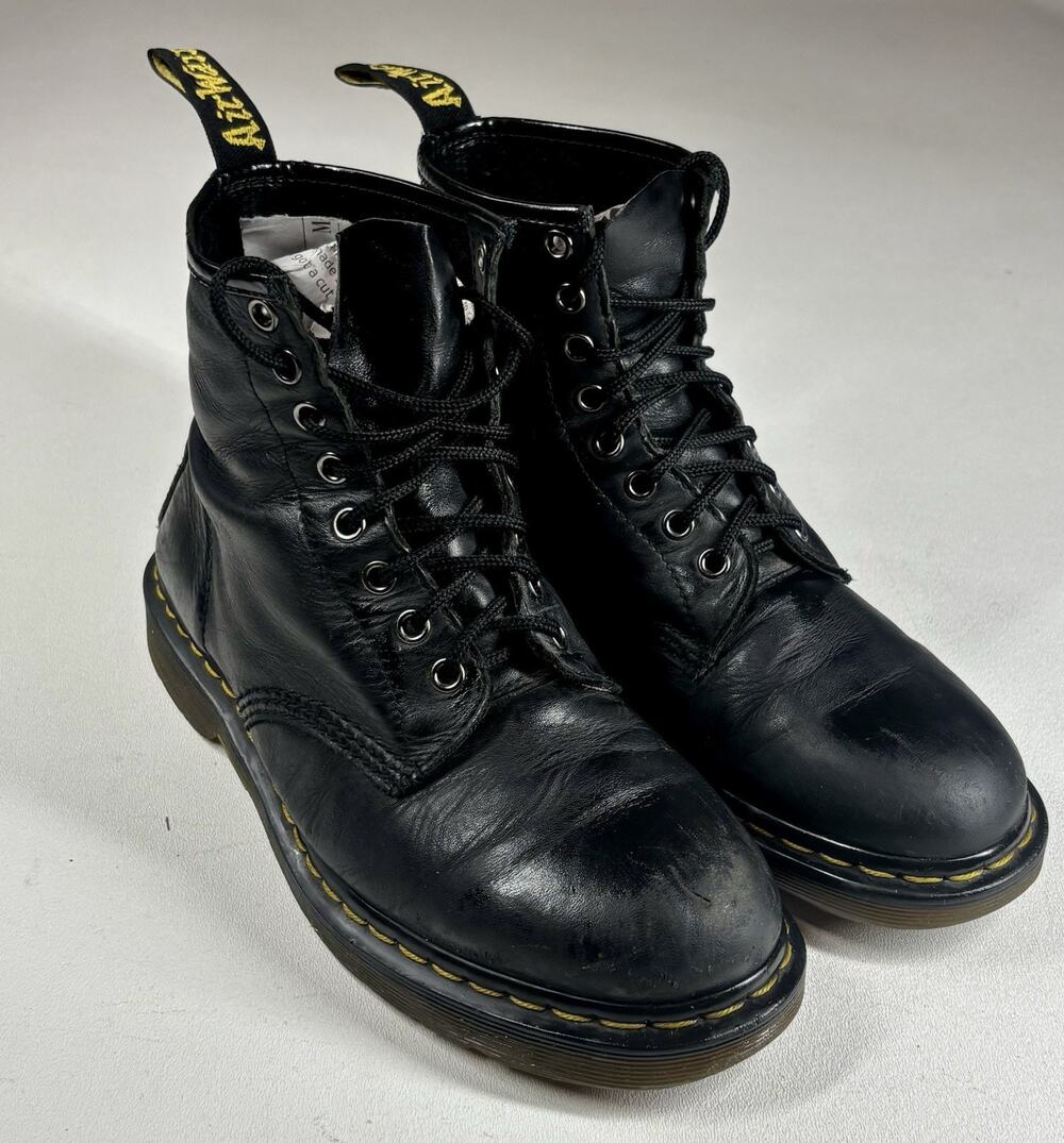 Vintage Dr Martens 1460 Black Leather 8 Eye Boots Womens 9 Mens 8 UK 7 EU 41